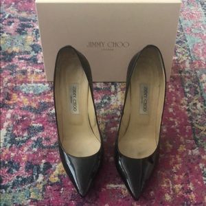 JIMMY CHOO PATENT ANOUK PUMP